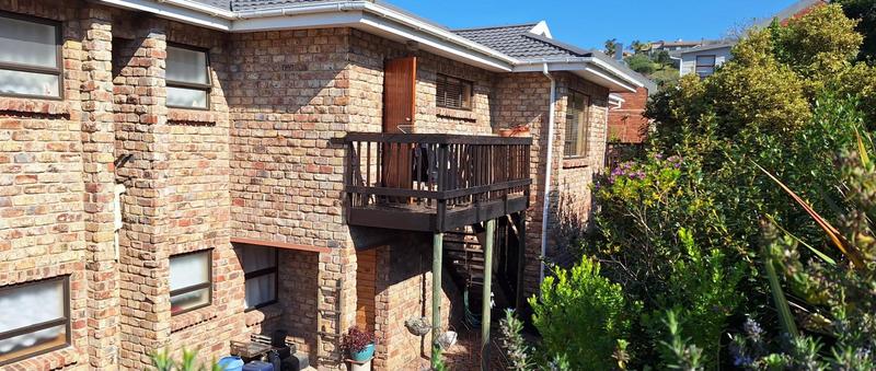 6 Bedroom Property for Sale in Groot Brakrivier Central Western Cape